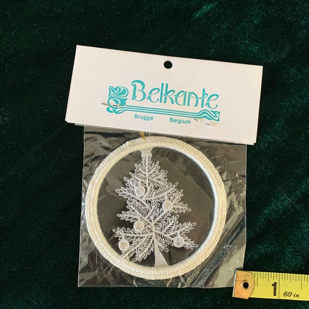 Victorian Style Ornament Bundle (7 Vintage Ornaments) - Picture 14 of 16